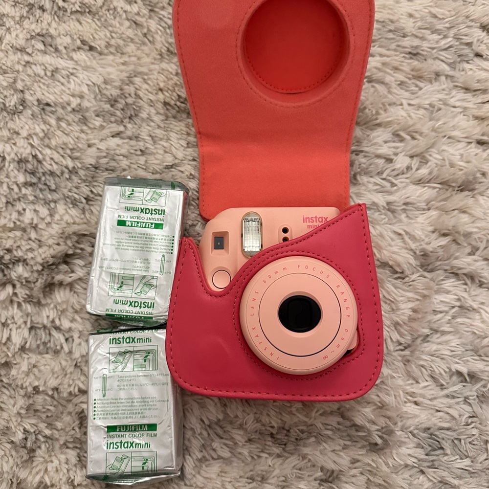 BUNDLE: Polaroid Instax Mini Pink Instant Camera with Case&Film
